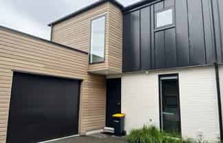 4/221  Peterborough Street, Christchurch Central