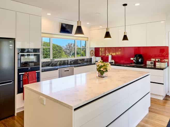 100 Cheviot Road, Lowry Bay, Eastbourne