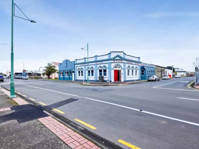 National tenant – Six-year term