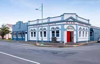 National tenant – Six-year term