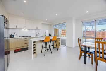 4 Hautoa Lane, Flat Bush