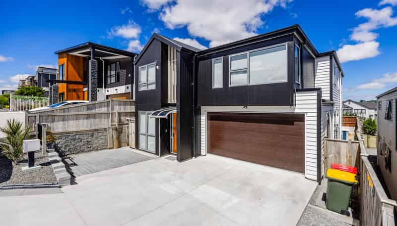 4 Hautoa Lane, Flat Bush