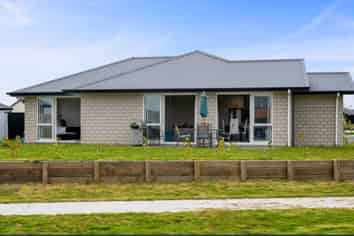 35 Harakeke Drive, Wharewaka