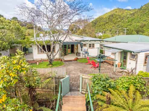 6 Maymorn Road, Te Marua