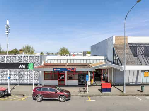 A rare honey on Ruahine Street