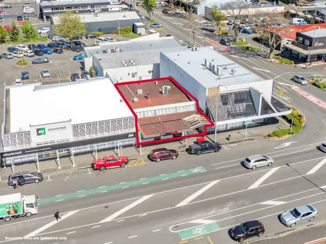 A rare honey on Ruahine Street