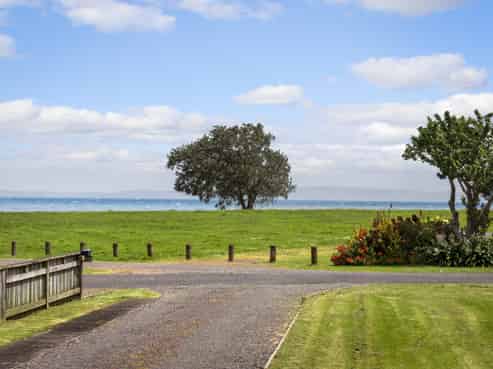 102 Prices Avenue, Thames