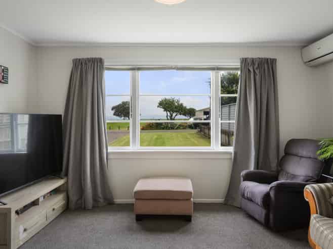 102 Prices Avenue, Thames