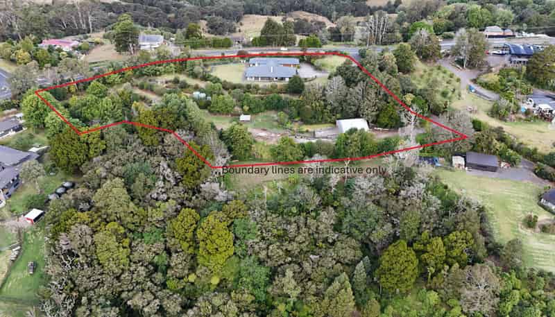 493 Whitford Road, Whitford