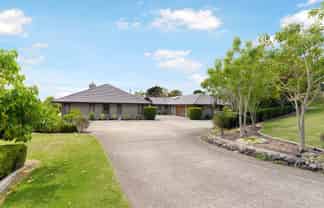 493 Whitford Road, Whitford