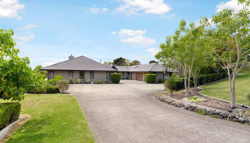 493 Whitford Road, Whitford