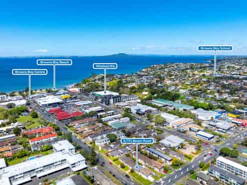 2/771 Beach Road, Browns Bay