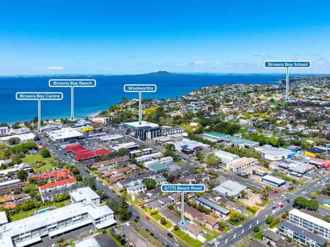 2/771 Beach Road, Browns Bay