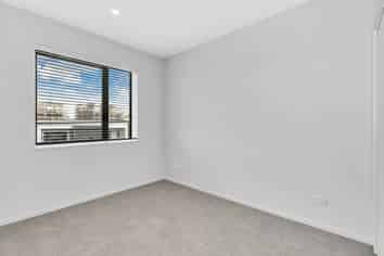 102/36B Greenslade Crescent, Northcote