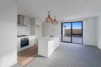 35 Mehrtens Crescent, Ravenswood