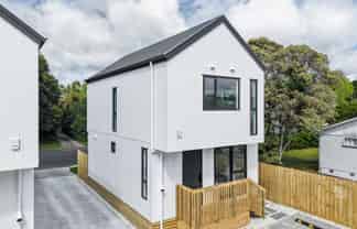 lot 2/66 Weldene Avenue, Glenfield