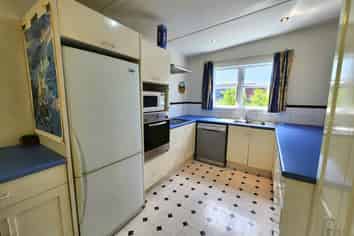 5 Town Belt, Blackball