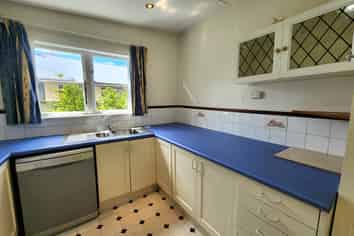 5 Town Belt, Blackball