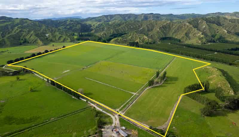 2225 State Highway 2, Whakaki