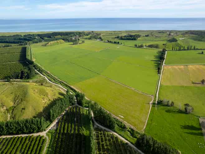 2225 State Highway 2, Whakaki