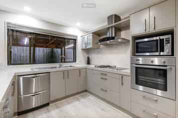 65 Skelligs Drive, Flat Bush