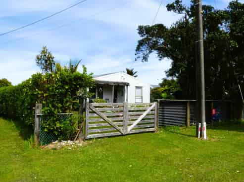 12 Burnett Street, Seddonville