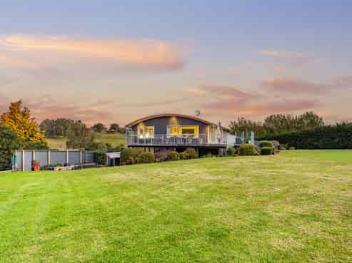 38 Youngson Road, Whakamarama