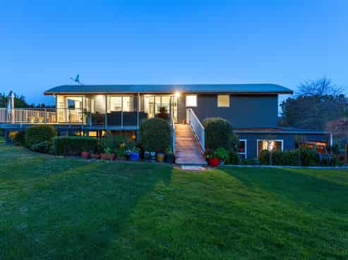 38 Youngson Road, Whakamarama