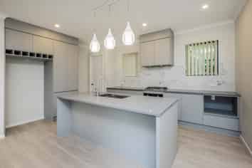 24C Tui Crescent, Manurewa