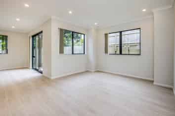 24C Tui Crescent, Manurewa