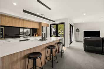 6 Loch Green, Huntingdon