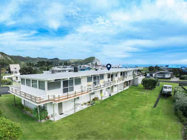 8D Koura Crescent, Mahia