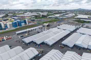 3,462m² Warehouse and Office with Yard