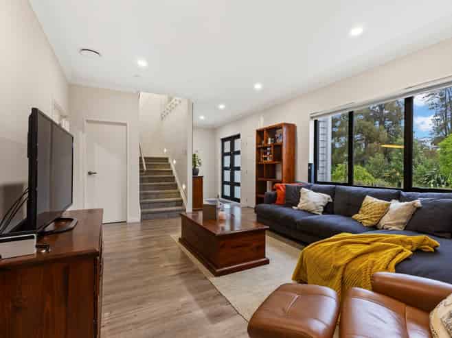 6 Koromeke Street, Flat Bush