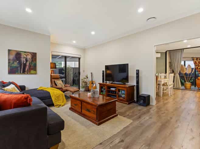 6 Koromeke Street, Flat Bush