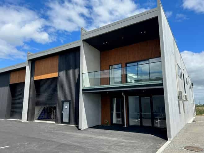 Hamilton Airport Industrial + Apartment