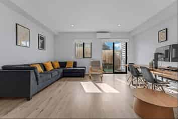 D/9 Epping Road, Henderson