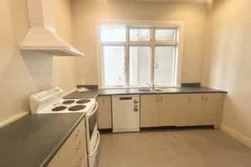 15B Hankey Street (Upper), Mount Cook