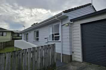 33  Guadeloupe Crescent, Grenada Village