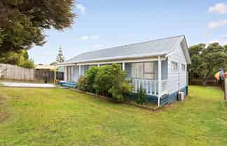 52 Shifnal Drive, Randwick Park