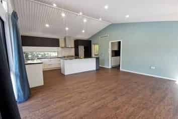 89 Avonhead Road, Avonhead