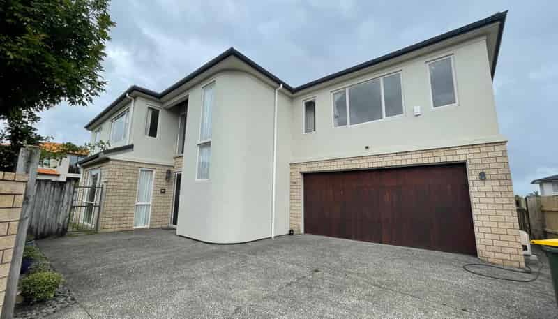 32 Kaseng Place, East Tamaki Heights