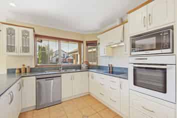 48 Glasnevin Drive, Casebrook