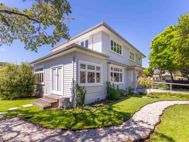 Stunning Character Offices in The Wood