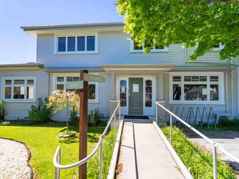 Stunning Character Offices in The Wood