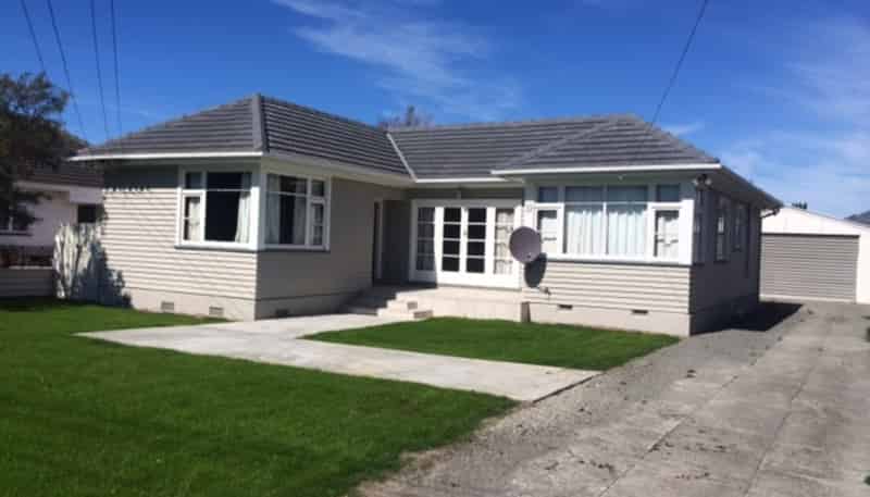 12 Cossar Street, Burwood