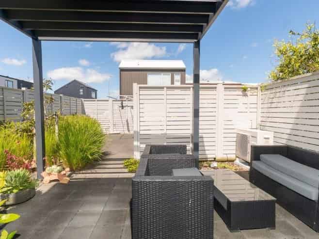 4 Whimbrel Road , Flat Bush