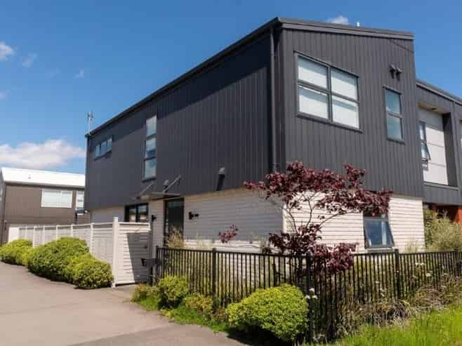 4 Whimbrel Road , Flat Bush