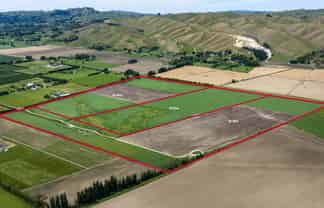 85 West Road, Pakipaki