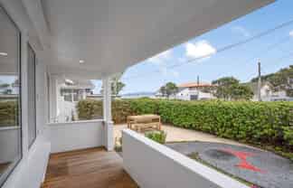 4 Collins Street, Petone